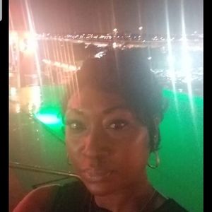 Meet your Posher, Lakeisha